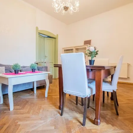 Appartement Charming And Bright - Old Town - River -jewish Q *