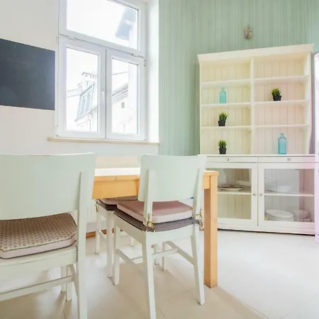 Charming And Bright - Old Town - River -jewish Q Appartement *