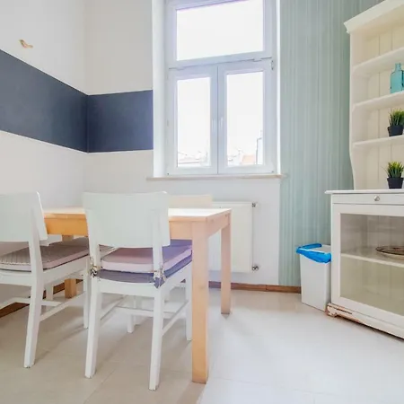 Charming And Bright - Old Town - River -jewish Q Appartement *